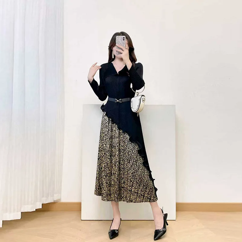 

Miyake Fold 2025 Autumn New Style Fold Premium Retro Collar Loose Strap Waist Collection Casual Mushroom Edge Fashion Dress