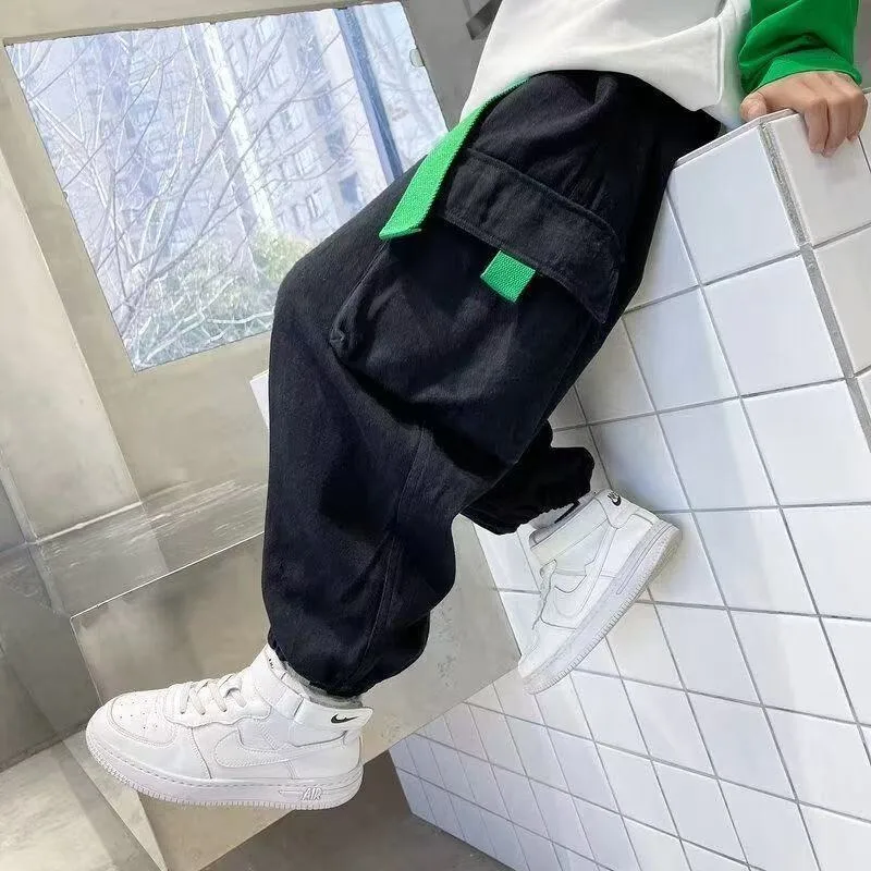 

Весенние повседневные брюки-карго для мальчиков 2023 года — модные спортивные штаны свободного кроя для детей, универсальная уличная одежда, прочные детские брюки (3–14 лет) ​