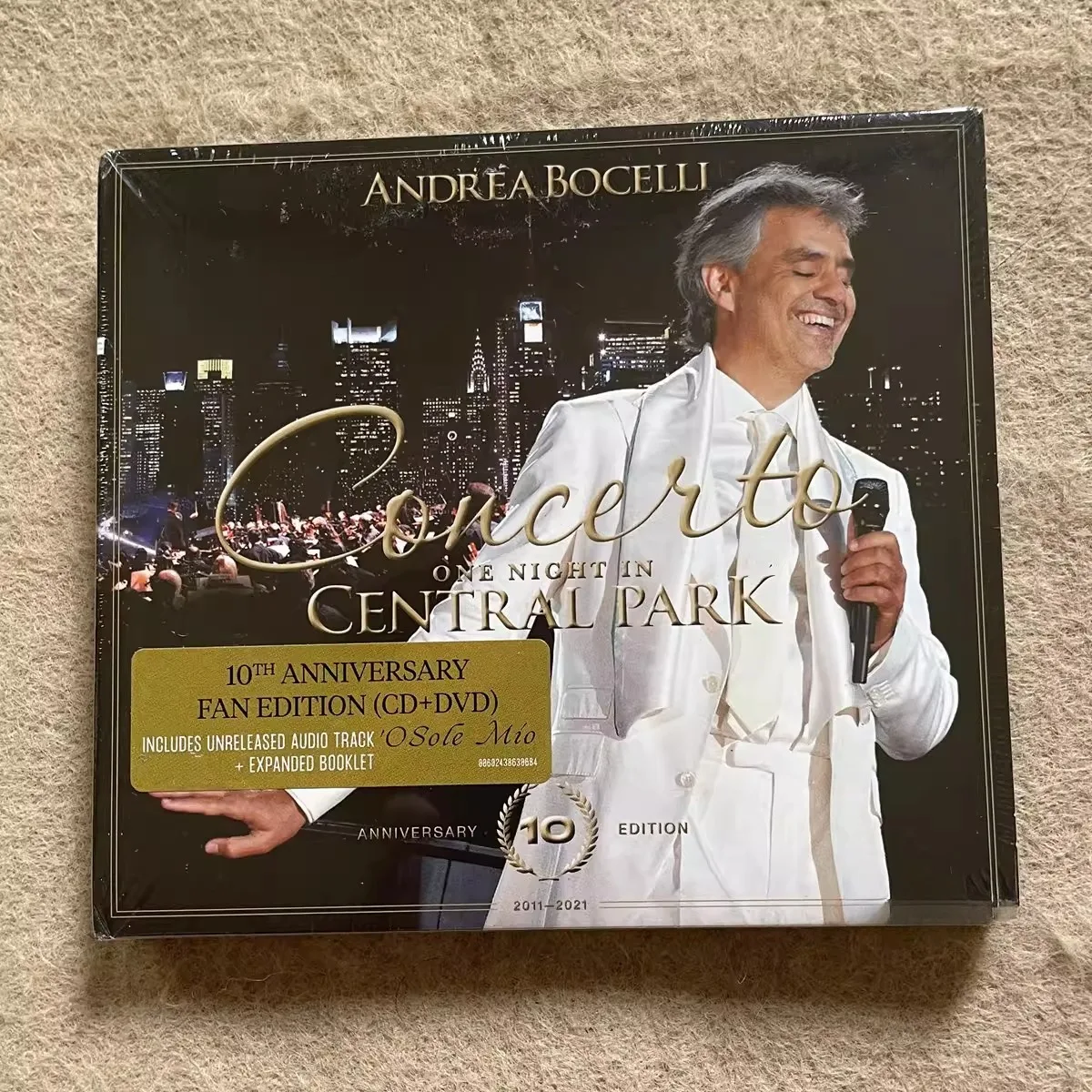 

Andrea Bocelli Concerto: One Night in Central Park 10th Anniversary Fan Edition – Classical Tenor Live CD+DVD Unreleased Track