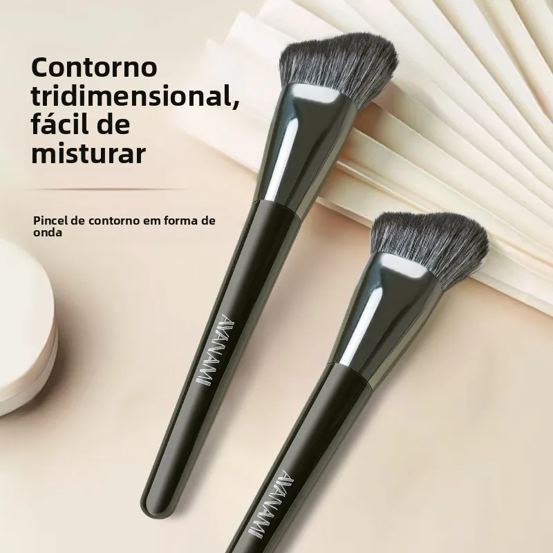 pennello-per-il-trucco-facile-da-usare-con-setole-a-forma-di-onda-ideale-per-illuminare-le-guance-perfetto-per-principianti-pennello-con-manico-lungo-ideale-per-il-contouring-del-viso-e-per-un-effetto-rinfrescante