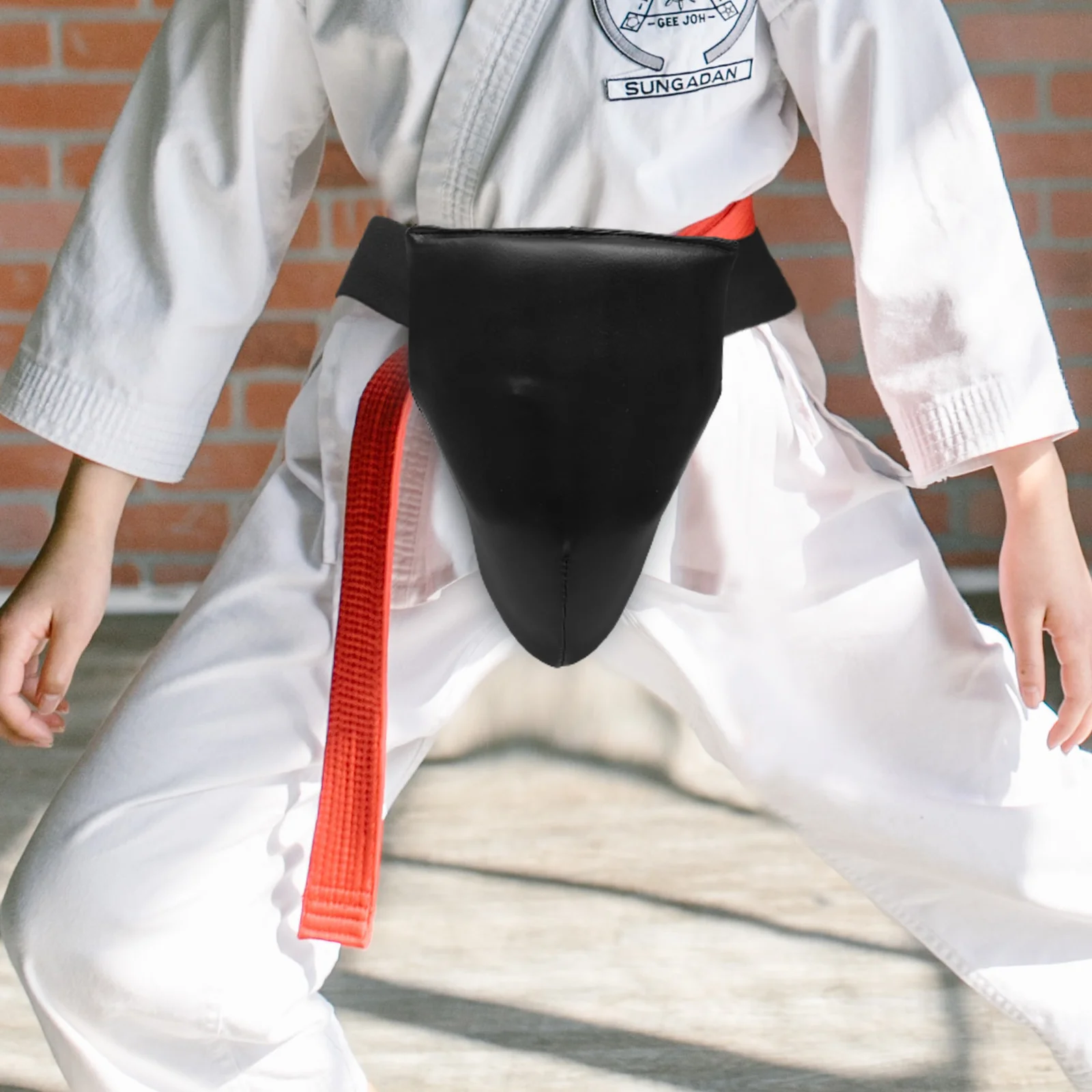 

Breathable Professional Groin Guard Lightweight Durable Portable Sports Crotch Protector Training Reusable Groin Guard