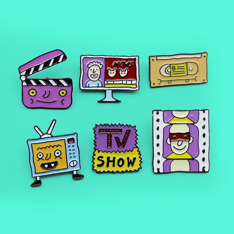 

Cartoon Vintage TV SHOW Videotape Tv NEWS Brooches Film Television Magnetic tape Enamel Pins Brooch Clothes Punk Broche Jewelry