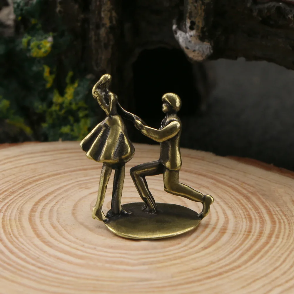 Brass Couple Proposal Decoration on Valentine's Day to Send Girlfriend Boyfriend Bedroom Table Decoration 520 Gifts