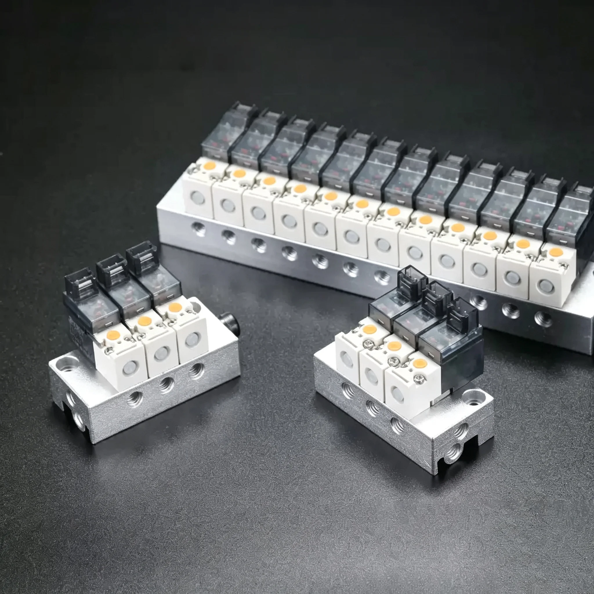 30Hz two-position three-way control valve, 24V12V6V vacuum valve High frequency miniature solenoid valve, 10mm air valve