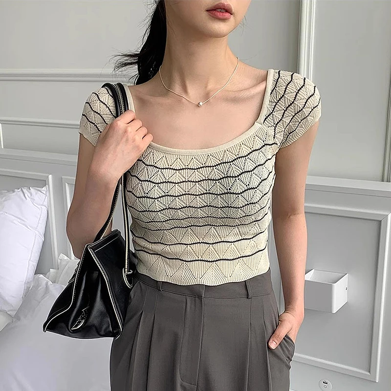 

Chic Hook Stripped Knitted Tops Women 2023 Summer O-neck Cropped Top Female Knitwear Korean Fashion Y2k Knit Clothing