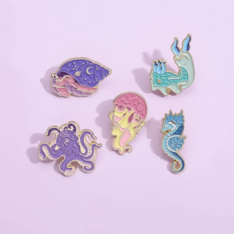 Cartoon Marine Animal Series Brooch Creative Cute Octopus Hermit Crab Seahorse Jellyfish Shaped Metal Badge Brooches for Women