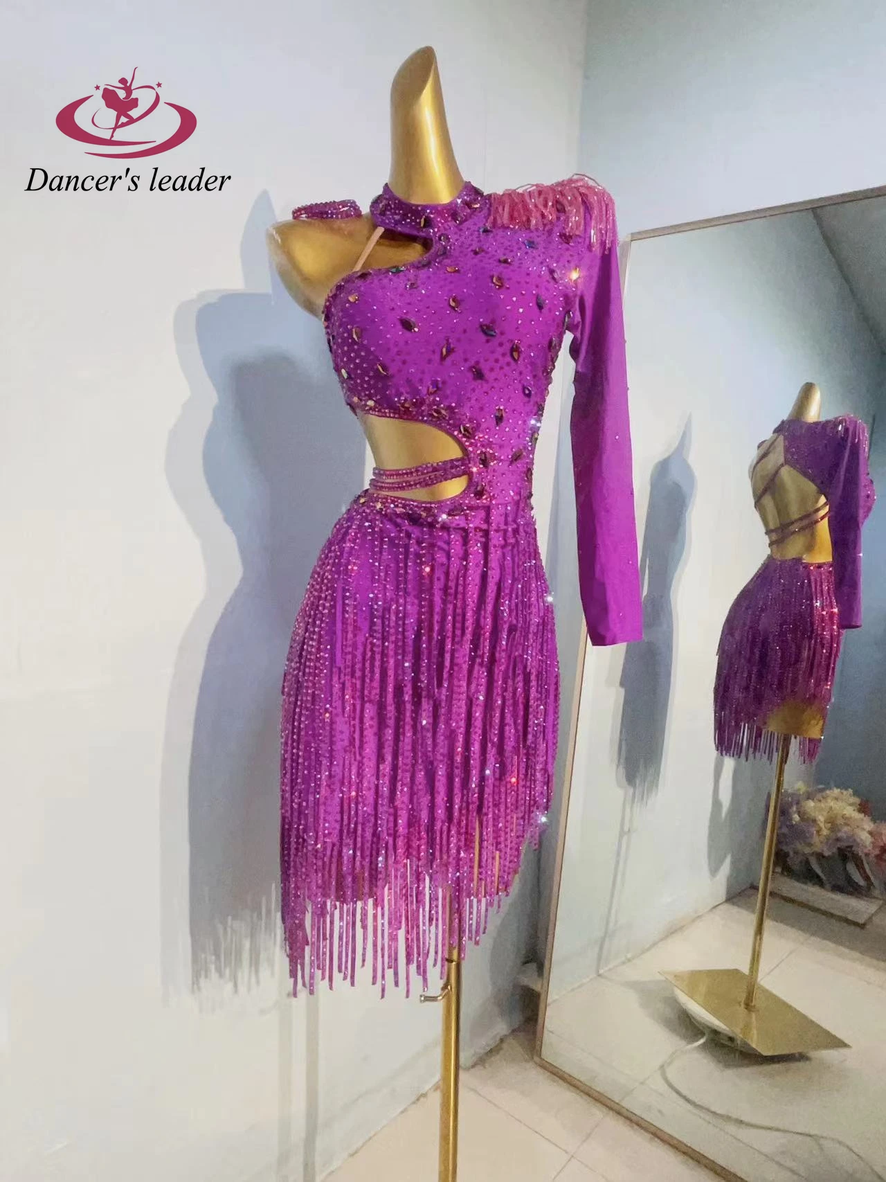 مرحلة الرقص اللاتينية الملابس النسائية الراقية المخصصة الأرجواني الأزهار الملابس السامبا أداء الفن حجر الراين الملابس اللباس