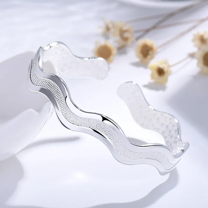 المصمم الأصلي 925 الفضة الاسترليني النبيلة متجمد موجة ستار نهر سوار الإسورة للنساء مجوهرات موضة حفل زفاف هدية