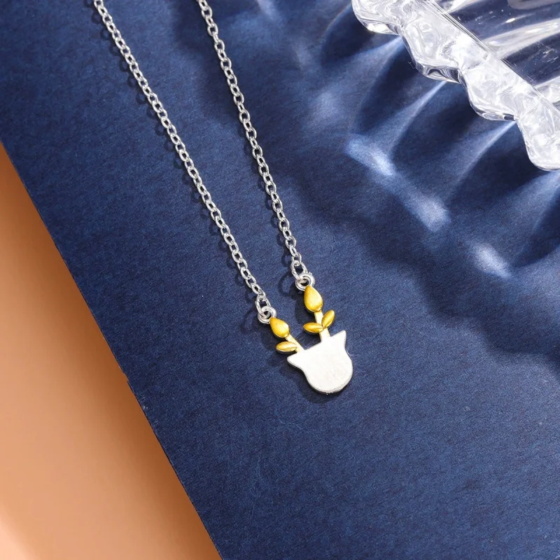 Uini Tail 뜨거운 판매 새로운 925 스털링 실버 유행 금 잔디 화분에 심은 창조적 인 목걸이 달콤하고 유행 고품질