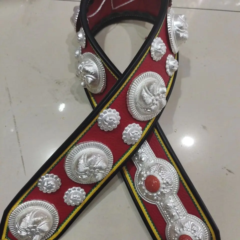 เข็มขัดโลหะผสมสไตล์ทิเบตสำหรับผู้หญิง ลวดลายชาติพันธุ์