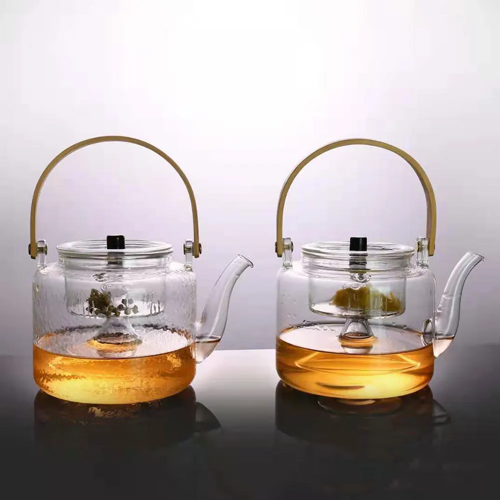 

1Pcs Glass Tea Pot with Spout Leak Proof Dust Resistant Transparent Body Ideal for Living Room Kitchen Use Simple Elegant Tea