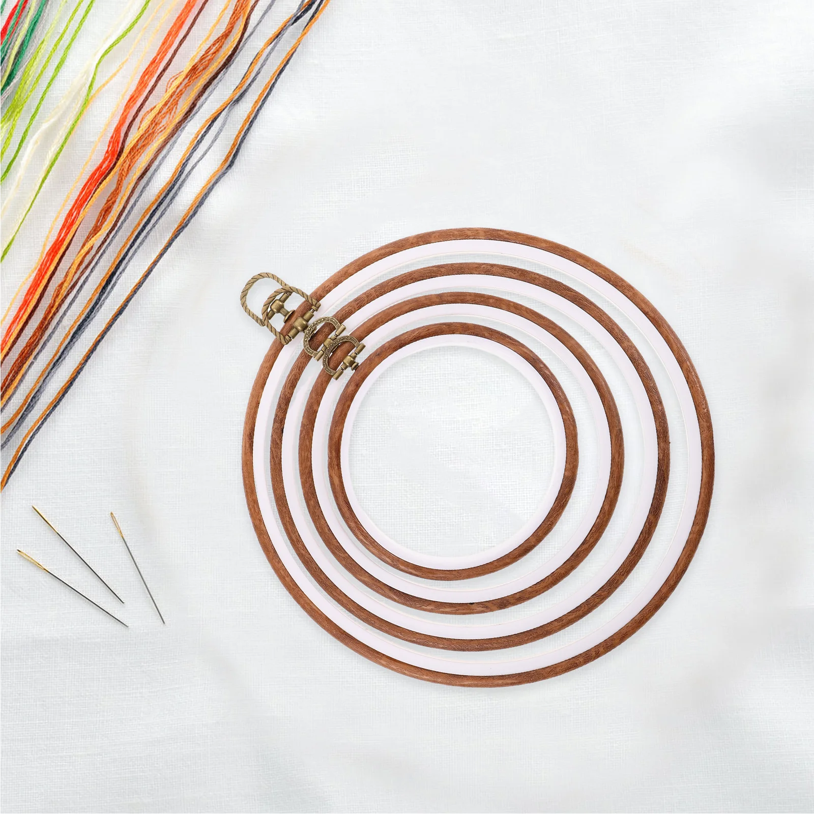 

4Pcs Embroidery Hoop Imitated Wood Round Frame Plastic Cross Stitch Rings DIY Craft Sewing Accessories Needlework