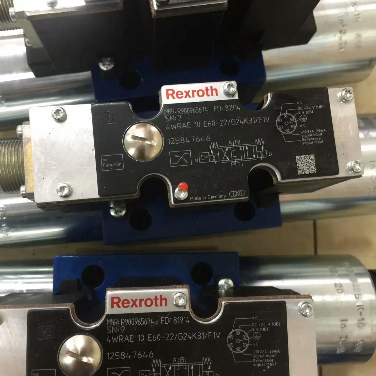 Rexroth Proportional Directional Valve R900938394 4WRZ25E1-325-5X/6A24N9K4/M