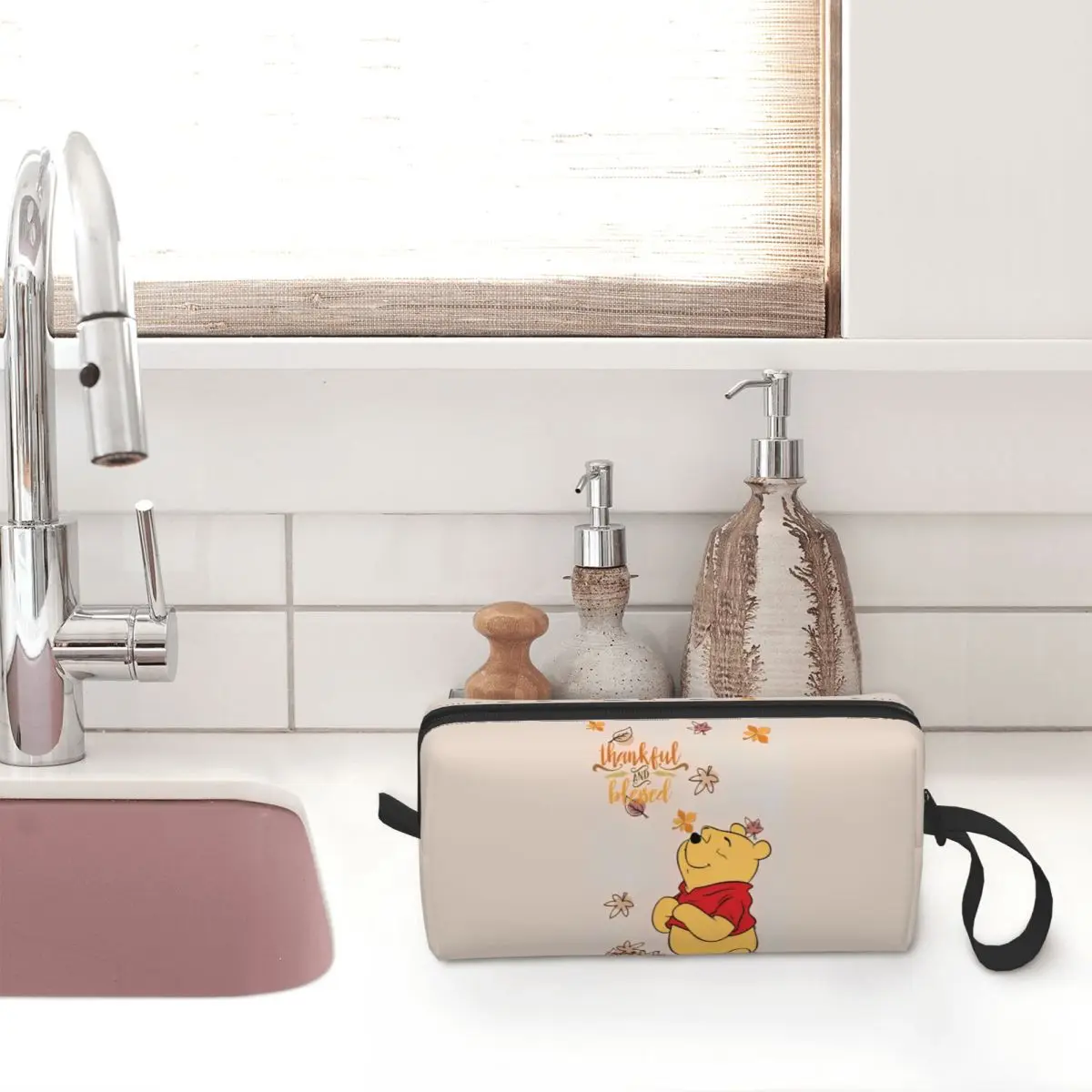 위니 푸우 카와이 베어 메이크업 가방 파우치 지퍼 화장품 가방 여행 세면 용품 가방 주최자 여성용 지갑