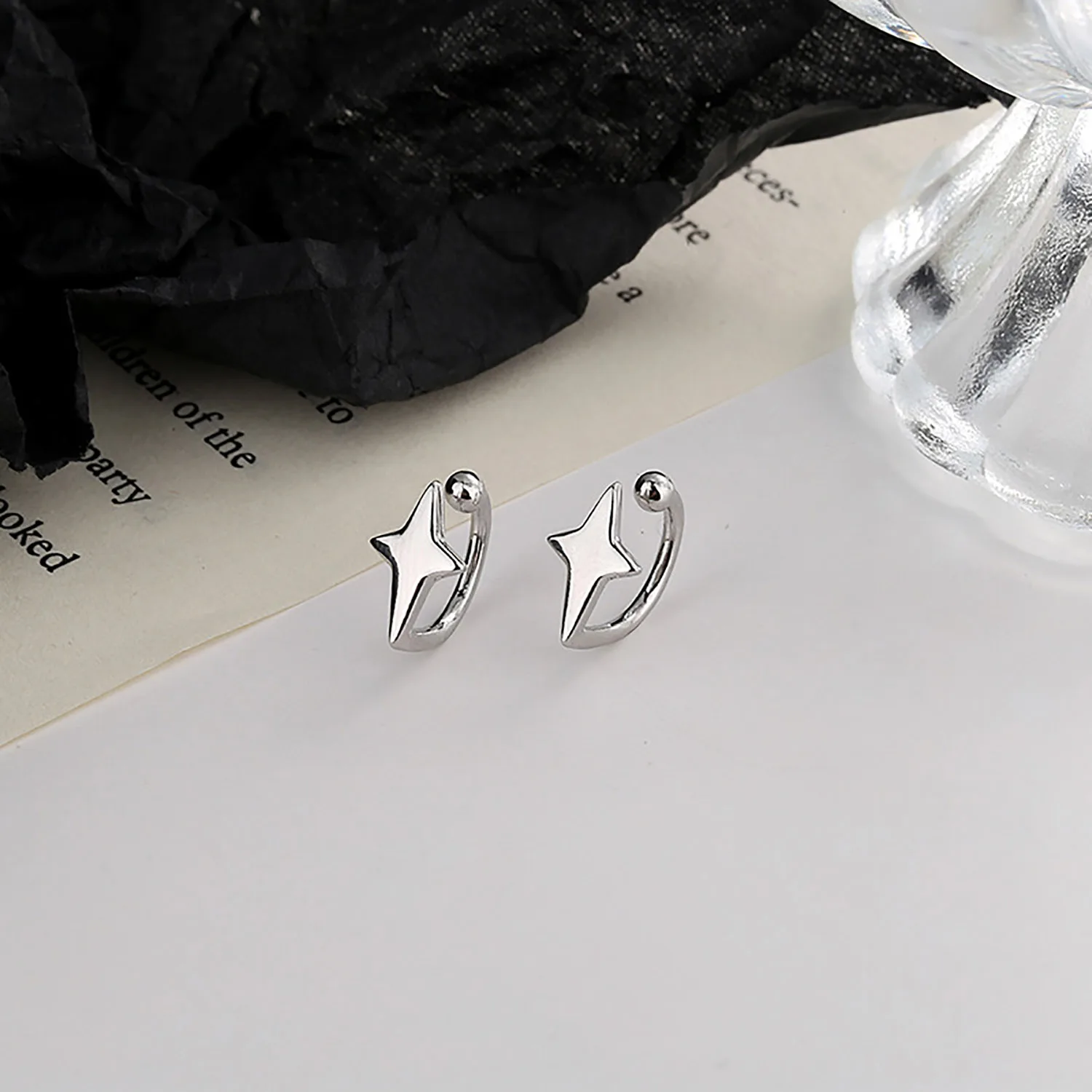 1Pc Cross Star Ear Clip No Piercing Earrings For Women Girls Fake Cartilage Ear Cuff Fashion Korean Y2k Jewelry Accessories