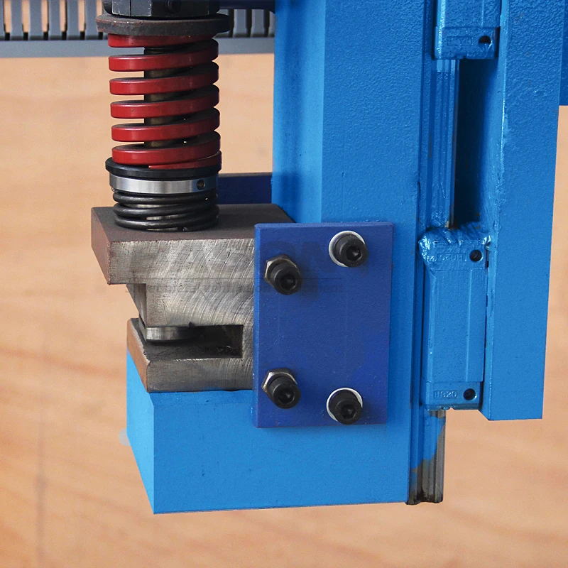 HVAC Duct Machine CNC Round Duct Flange Punching Machine Easy Touch Screen Operation & Program Storage Stable & High Precision