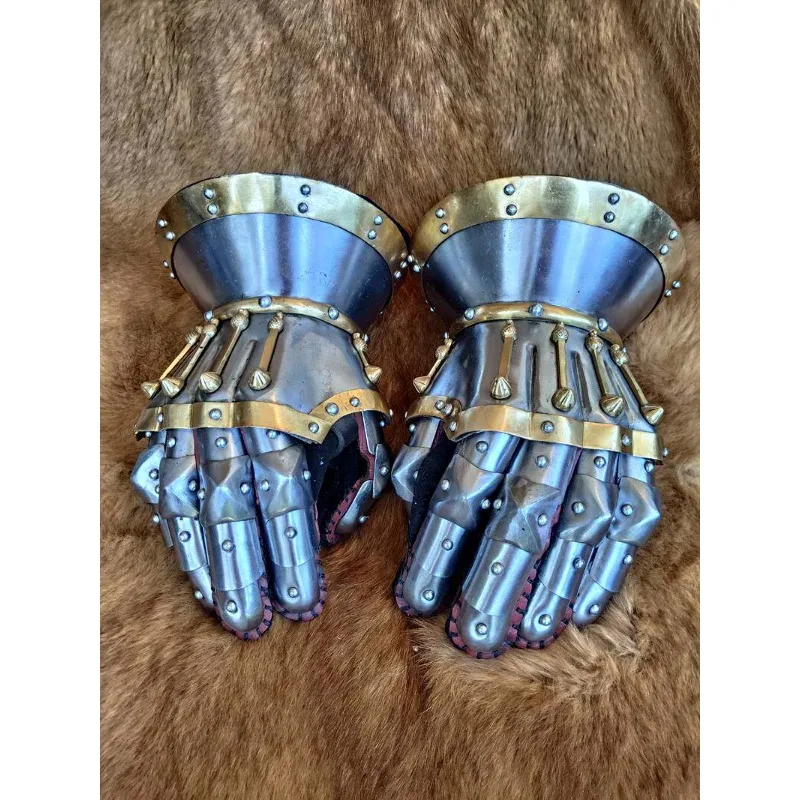 European medieval knight iron hand armor copper hourglass hand armor can be worn