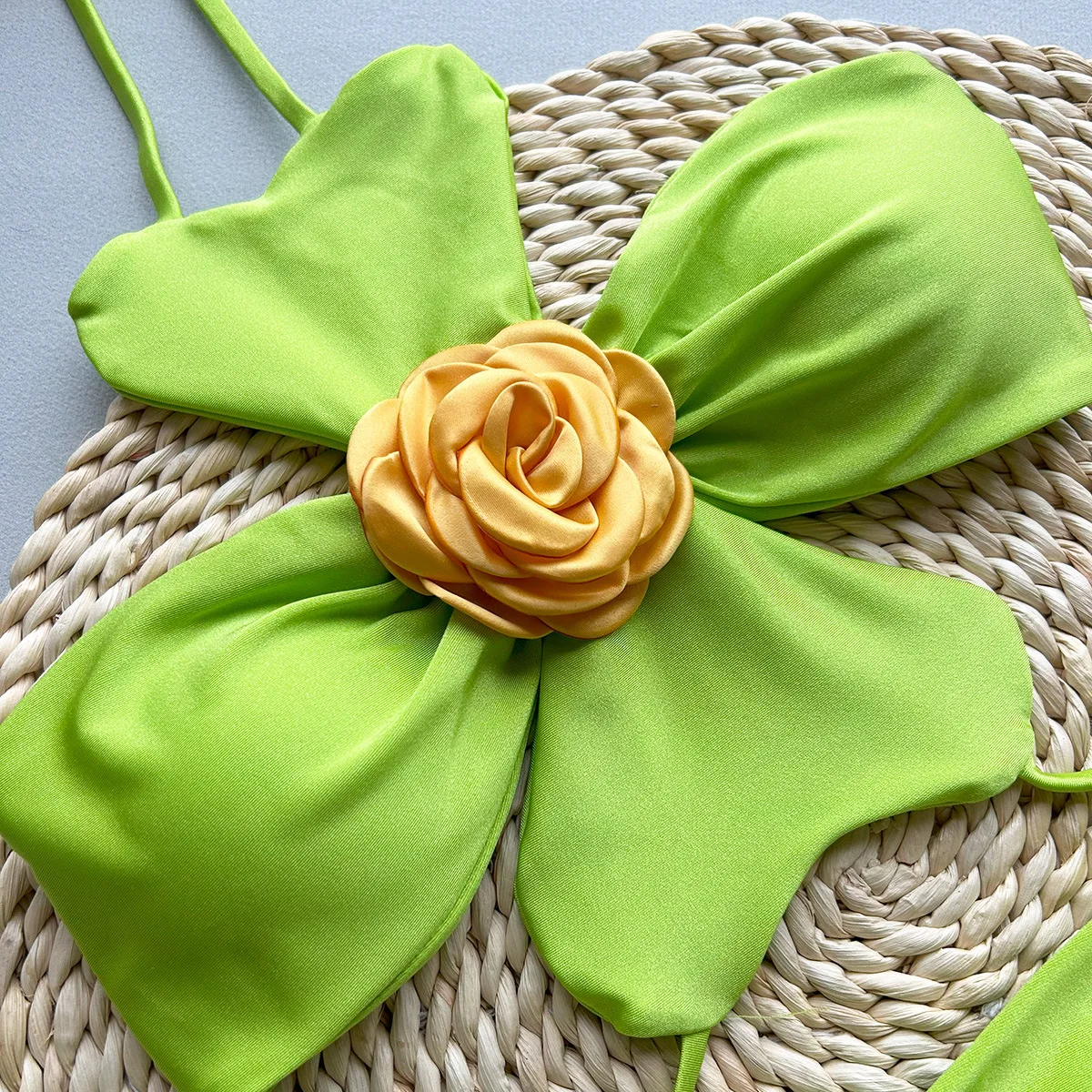 

New Women Three-piece Skirt Suit 3D Flower Top Skirt Sleeveless Sweet Waist Chic Slit Skirt Summer Mini Skirt