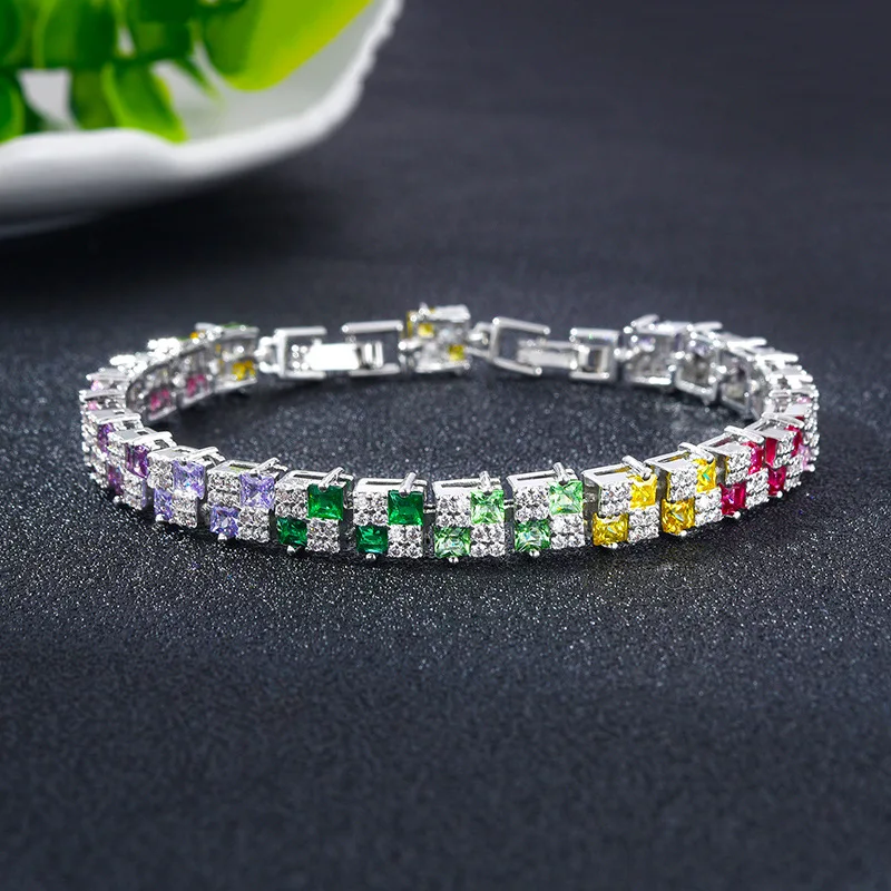 HIBRIDE Dazzling sliver color stereo Gorgeous Twinkle Bracelet Womens Everyday Dress Decorative Jewelry Wedding Party Gift B232