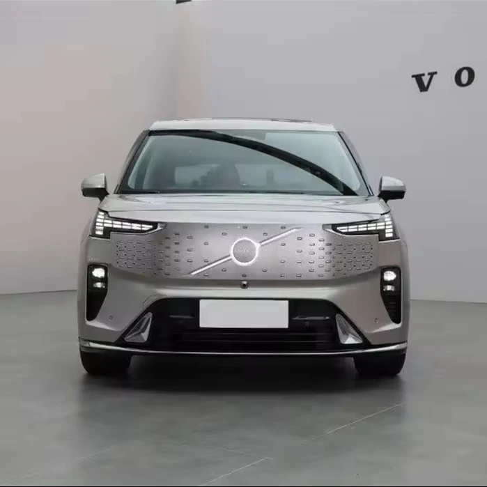 New Car Popular Car 2024 Vol Vo EM90 Ultra Pure Electric MPV 738KM Long Endurance New Energy Vehicle