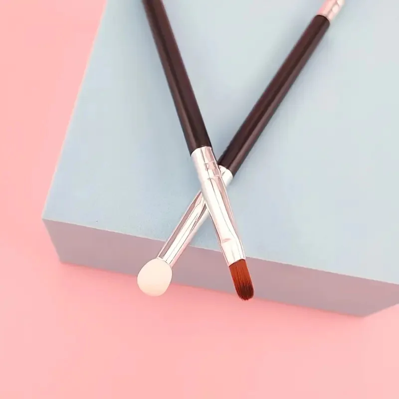 1/2/3 Stück Dual-Ended Concealer Make-up Pinsel 2-in-1 Concealer Eyeliner Pinsel Weiche synthetische Borsten und Schwammspitze Make-up Pinsel
