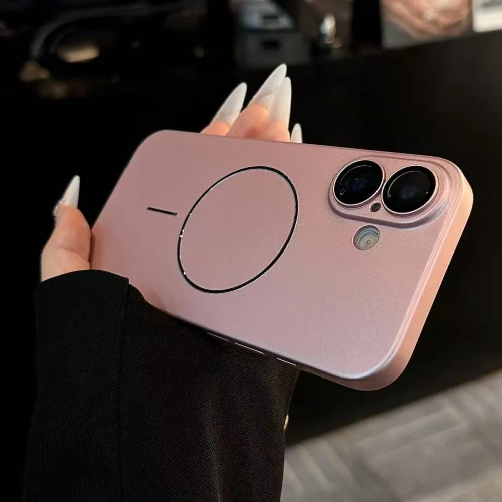 Cat Metalik Tipis Magnetik untuk Casing Magsafe untuk iPhone 16 15 14 13 Pro Max Perlindungan Lensa Penutup PC Tahan Benturan Pengisi Daya Nirkabel