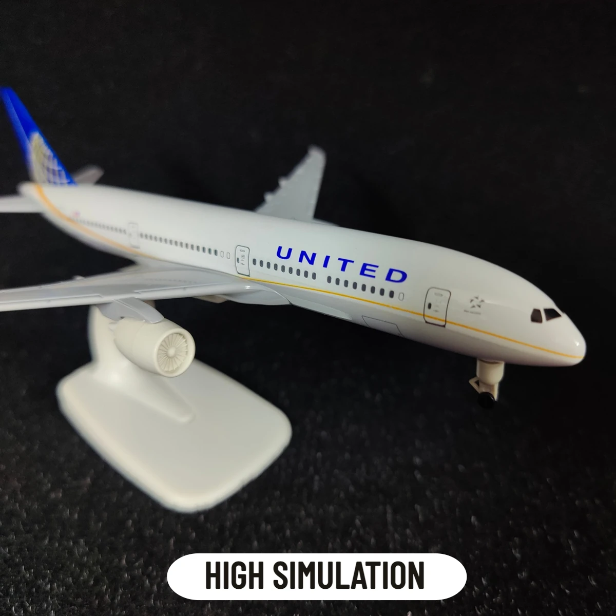 Scale 1:250 Metal Aircraft Replica, United B787 Airplane Aviation Model Miniature Art Kid Fidget Boy Toy