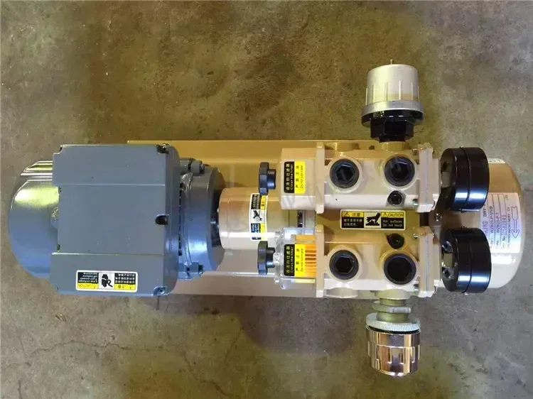 

Oil-free vacuum rotary vane / air / printer air pump WZB15-P-V-03 3-phase power 380V