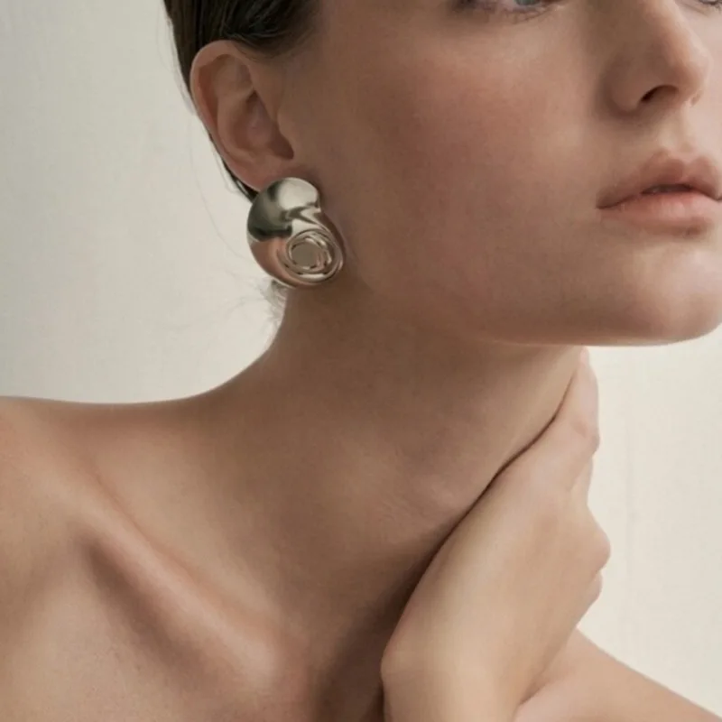 Vintage Metal Large Irregular Shell Earrings for Women Girls Trendy Exaggerated Abstract Holiday Jewelry Accessories
