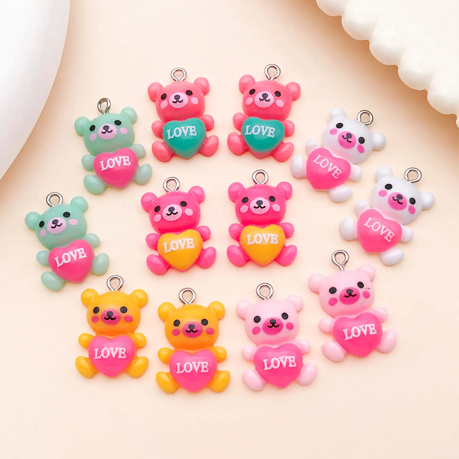 12pcs Resin 3D Love Bear Pendants With Pre Drilled Metal Loops For DIY Keyring Assembly Necklaces Backpack Making Craft Supplies