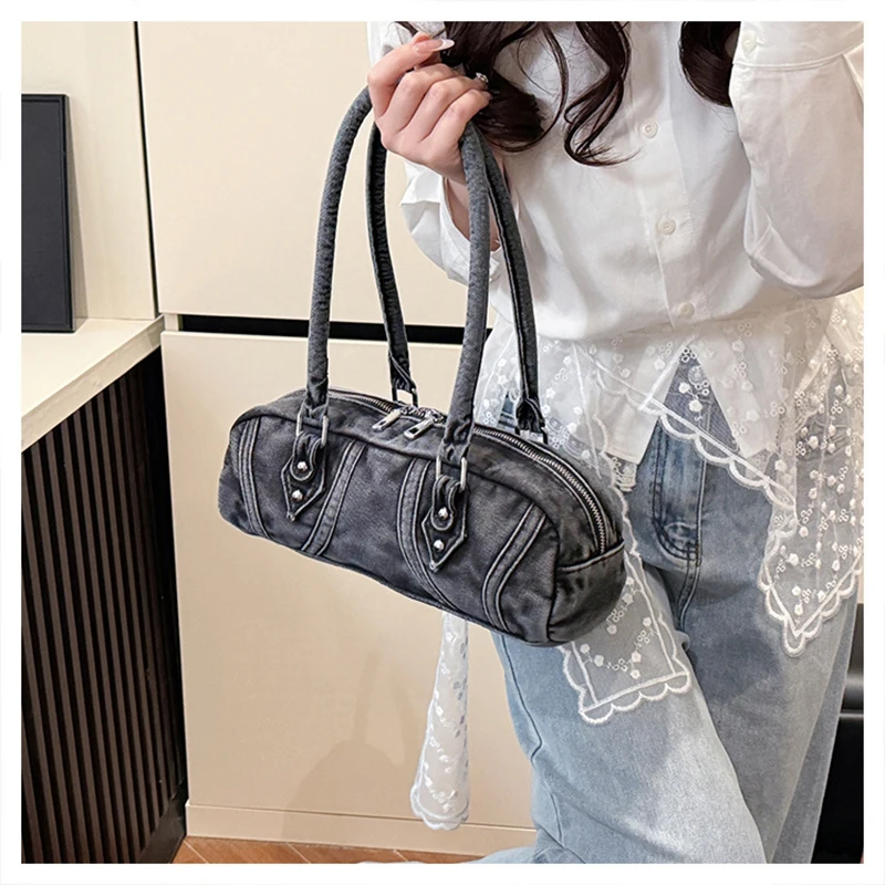

Large Capacity Denim Shoulder Bag Designer Jeans Bag Casual Travel Bag For Women Leisure Pillow Handbag Lady Brand Boston