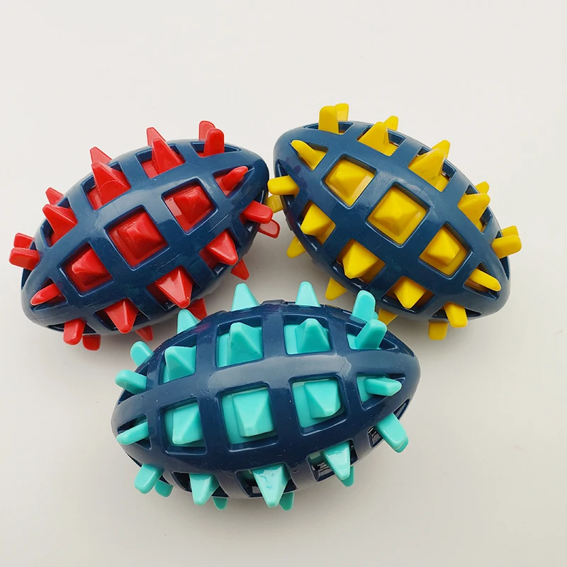 Hunde-Gummi-Rugby-Ball, Weiche Noppen, Zahnreinigung, Bissfestigkeit, Quetschspielzeug mit Geräuschen für Große und Mittelgroße Hunde – Detail 5