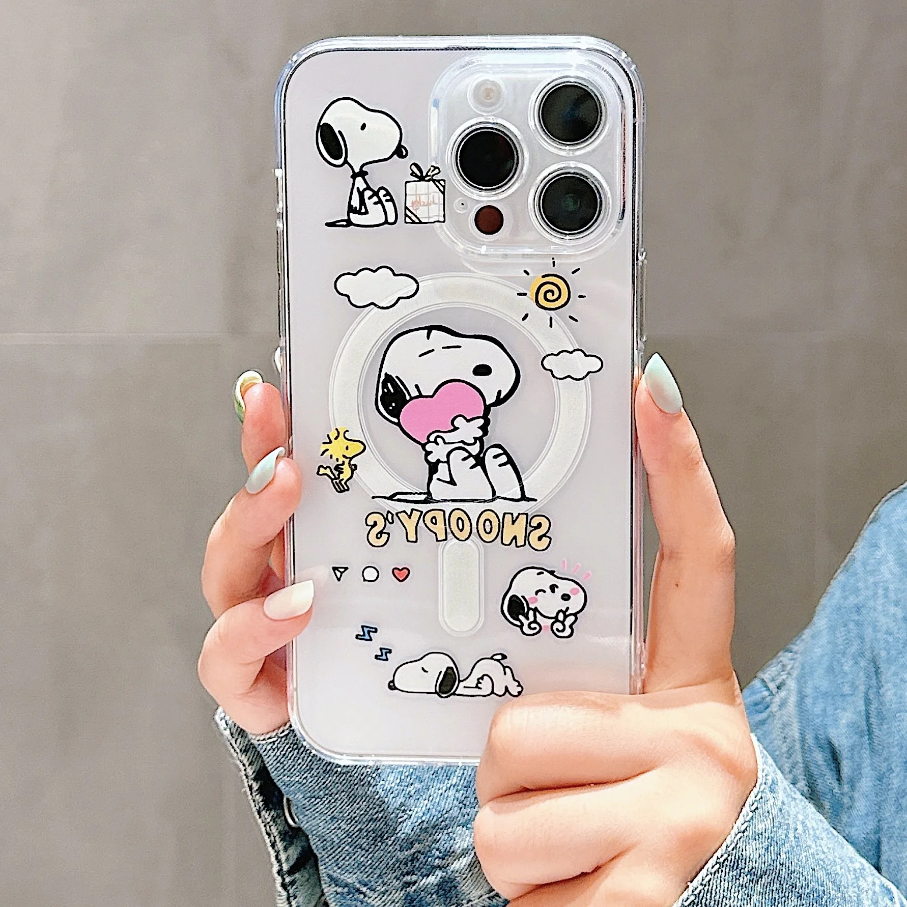 Anime Kawaii Snoopy Spiked Magnetics Suction Case Cartoon Suitable for Iphone15Promax Mobile Phone Case Transparent Soft Shell