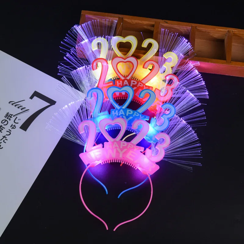 20pcs  LED Light Up Flashing Heart Headband Tiara Crown  Happy New Years Eve Party Supplies          navidad  Halloween