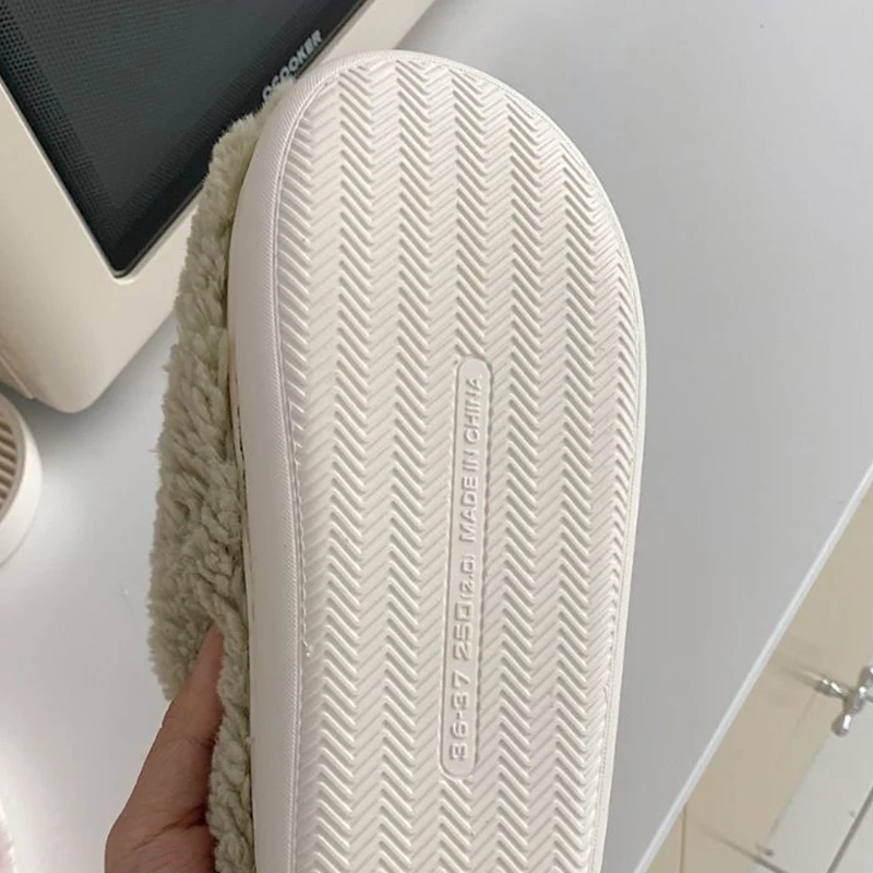 Damesslippers Anti Slip Zacht Comfort Katoenen Slippers 2024 Winter Nieuwe Baotou Verdikte Warme Pluche Schoenen Paar Schoenen