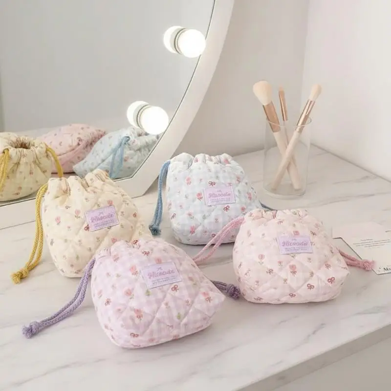 ∘1Pcs Cute Quilted Cotton Camera Bag, Soft Shockproof Dustproof Drawstring Storage Pouch for CCD Digital Camera Card Portable