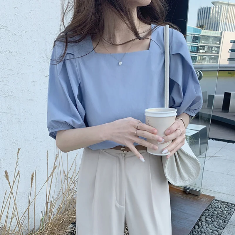 เสื้อคอเหลี่ยมทรงบับเบิ้ลเรียบง่ายทันสมัยสำหรับผู้หญิง ฤดูร้อน ลดอายุ สไตล์เกาหลี ผ้าคอตตอนผสม สี