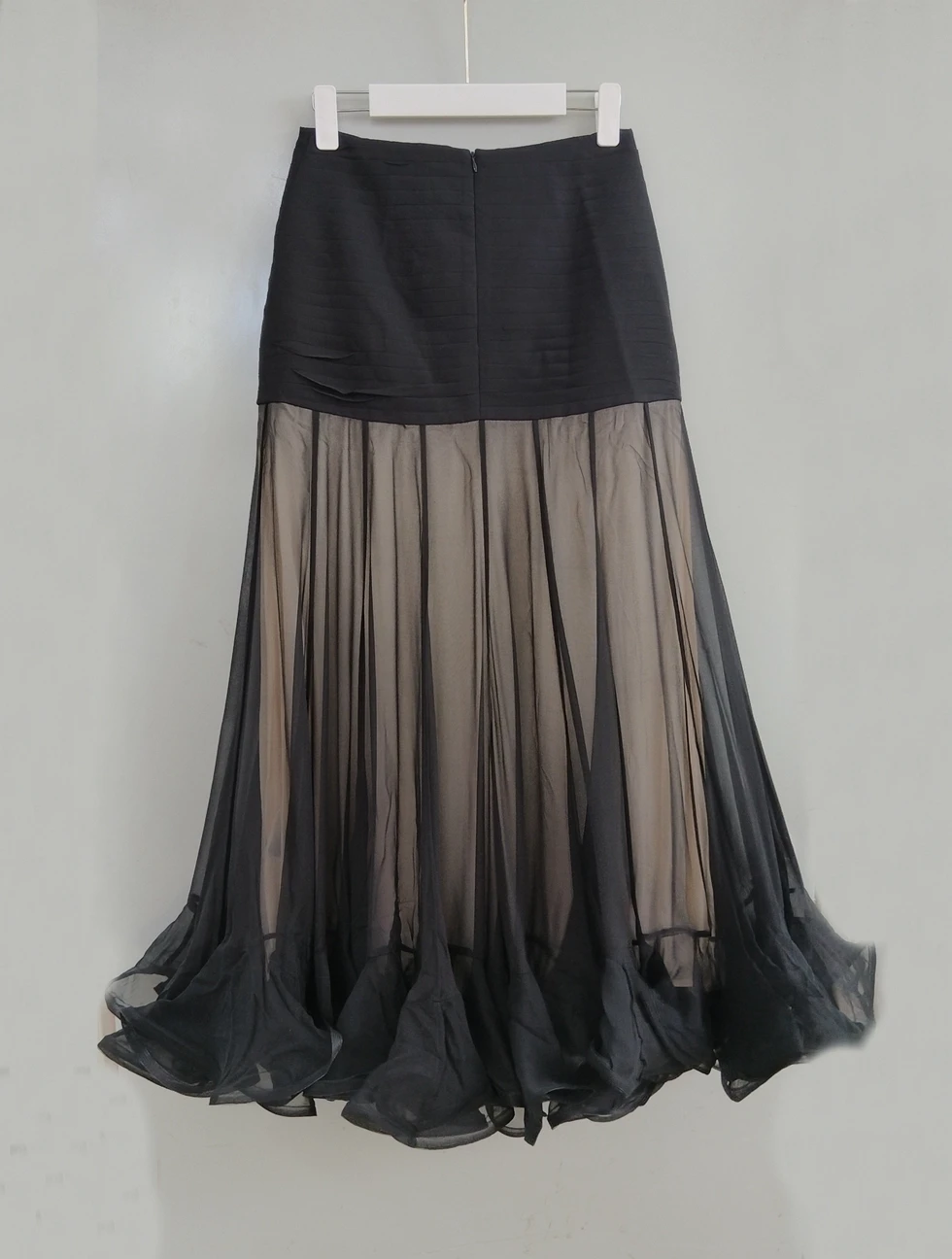 

Australian High Waist A-Line Skirt Women's Luxury Lace Overskirt Street Sle Pure Color Girls' Skirts with Pleats