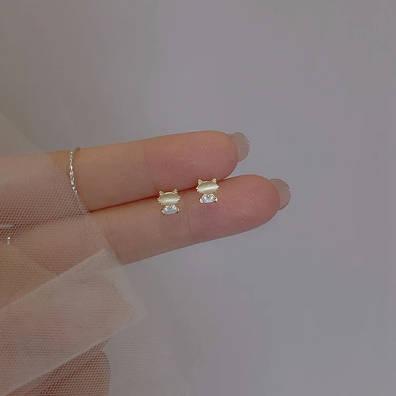 Cute Transparent Opal Small Cat Stud Earrings For Women Girls Gold Color Exquisite Animal Ear Piercing Jewelry Accessories Gift