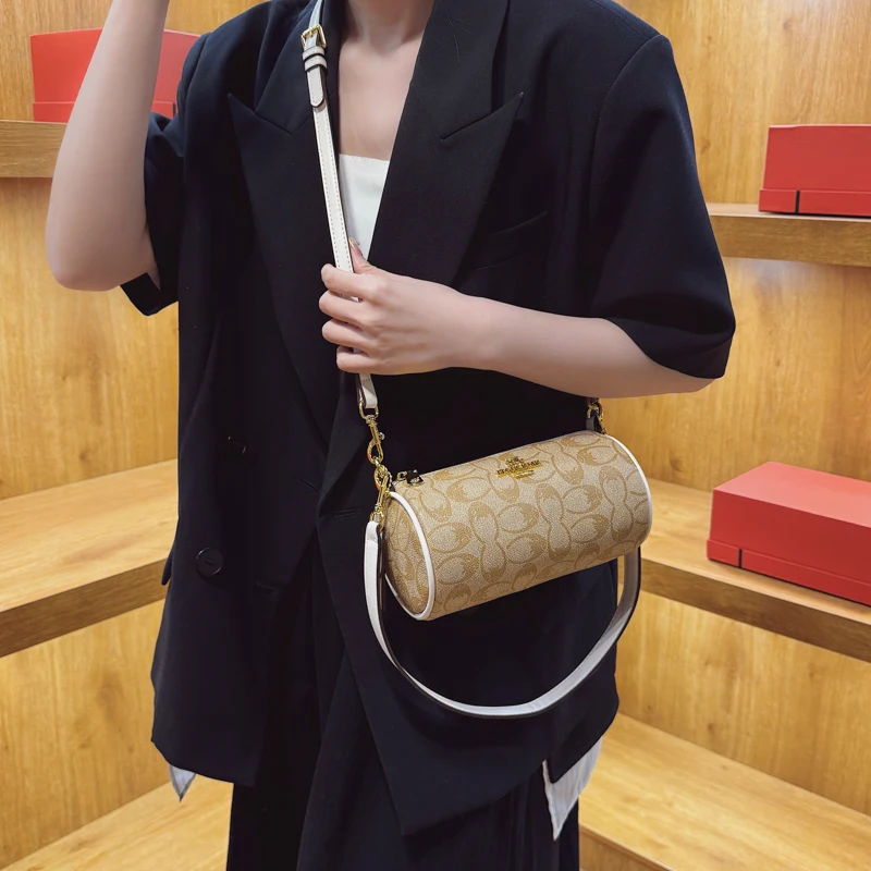 

Fashionable Ladies Tote Bag High End Leather Handbag Elegant Vintage Inspired Daily Use Bag