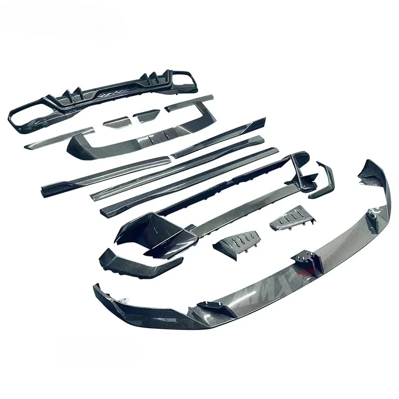 Dry Carbon Body Kit…