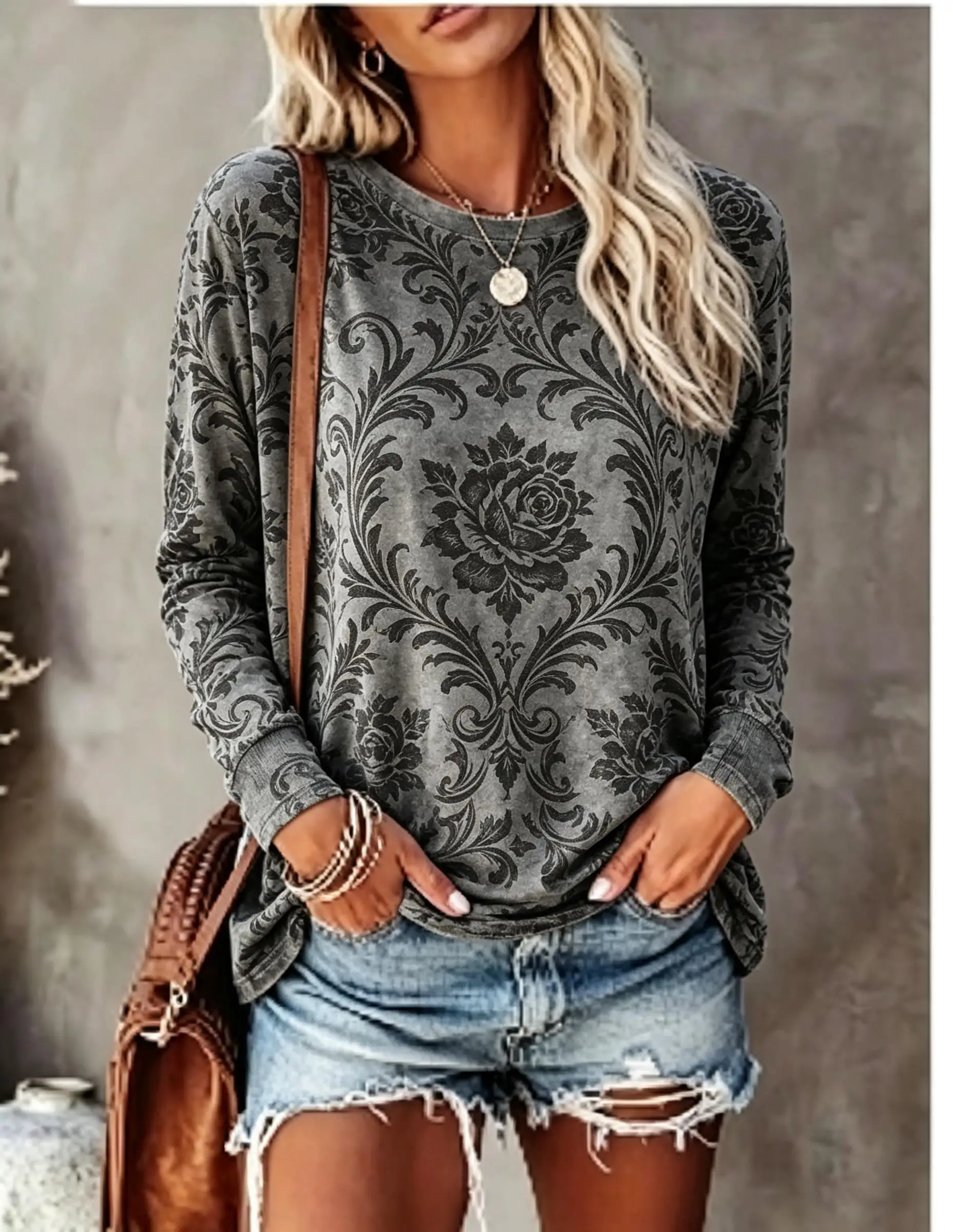 Women Long Sleeve T‑Shirt Vintage Damask Rose Scroll Floral Boho Print Crew Neck Casual Fall Tops
