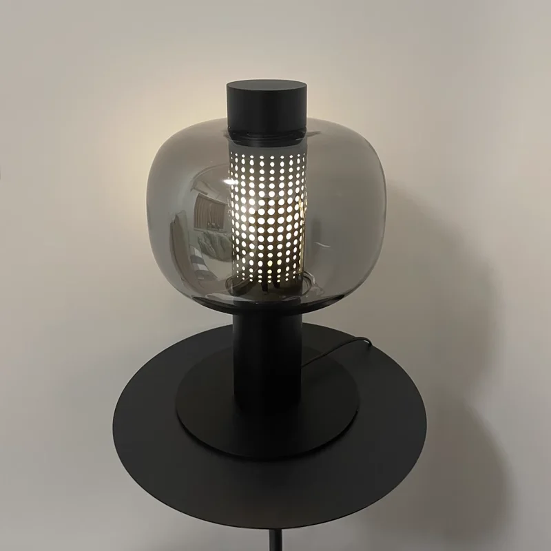 Bonbori Lámpara de mesa moderna minimalista ámbar humo gris pantalla de cristal para dormitorio al lado de la sala de estar cafetería bar decoracion luz