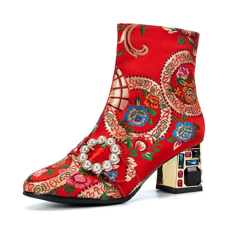 2023 Womens Embroidery Floral Ankle Boots Genuine Leather Rhinestones Crystal Block Heel Shoes Retro Luxury New  Boots Women