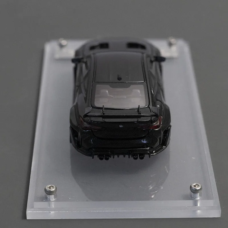 다이캐스트 SW 1:64 스케일 BMW G82 M4 전시 에디션 풀 카본 패턴 합금 자동차 모델 수집용 장난감 선물 기념품 전시용