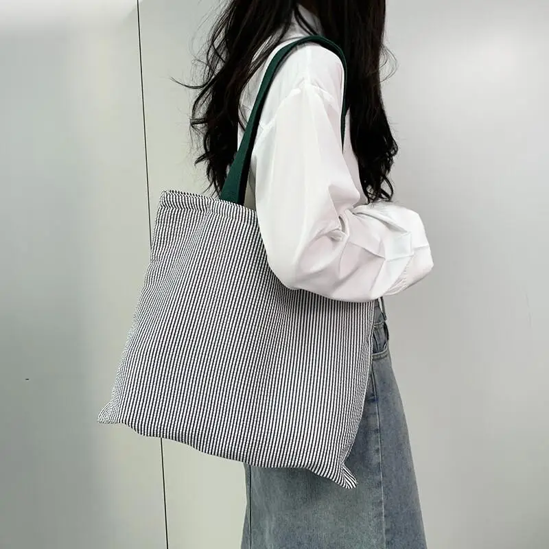 

A New Striped Canvas Bag, Fashionable, Shoulder Bag, Large Capacity Multifunctional, Crossbody Bag, Men's and Women's Styles