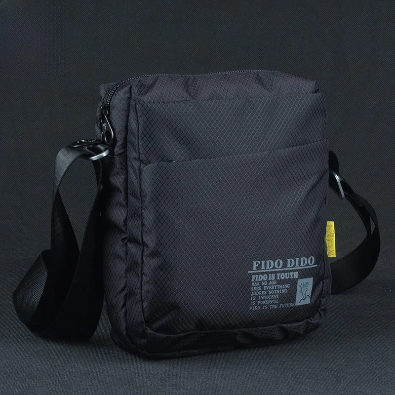 

Fido Dido Men's Shoulder Bag Ultra-light Nylon Vertical Style Casual Sports Oxford Cloth Crossbody Bag with Phone Pocket