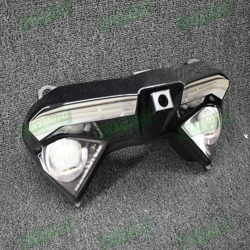 ل V2-17 V2 2017 2018 2019 سباق الدراجات النارية الشارات الزخرفية المسار نسخة المصباح ملصقات المصباح طبقة رقيقة واقية #6