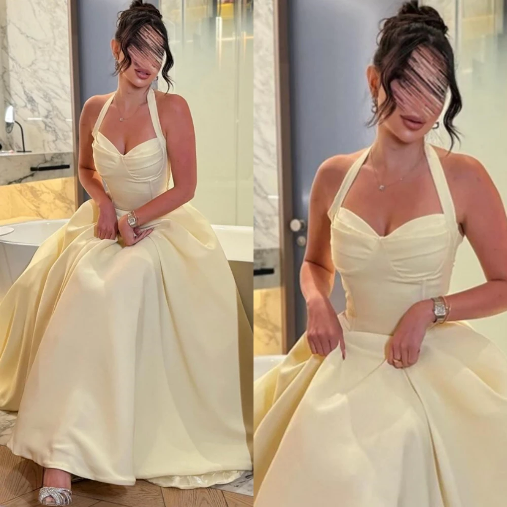 Желтые атласные платья для выпускного вечера в Саудовской Аравии по индивидуальному заказу для женщин, простое вечернее платье с лямкой на шее, классические вечерние платья трапециевидной формы без рукавов