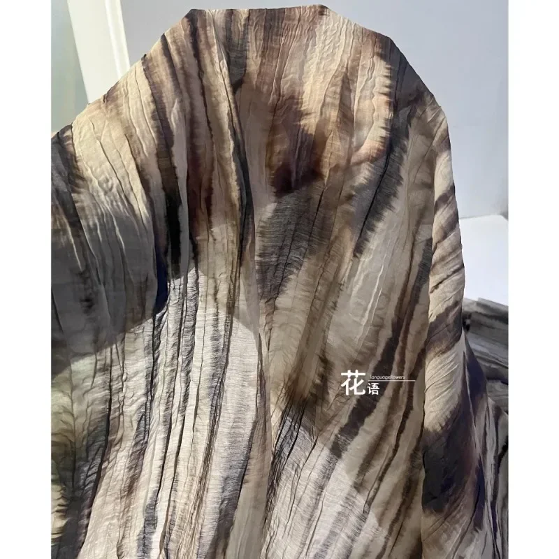 Tie Dyed Fabric Striped Texture Pleated Creative Vintage Shirt Skirt Designer Cloth Apparel Sewing Fabric Polyester Material